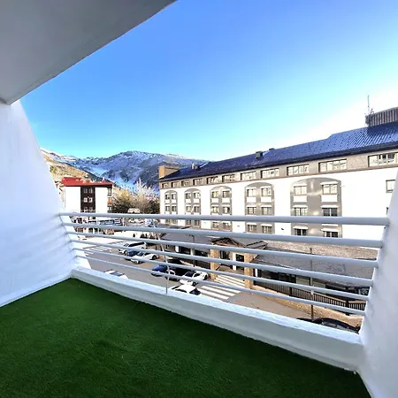 Plaza Pradollano Edificio Montblanc Lägenhet