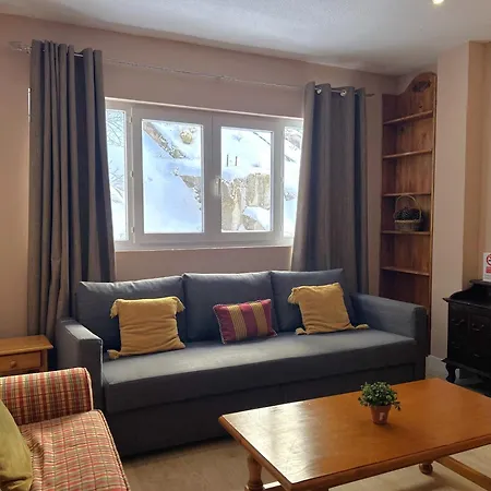 Plaza Pradollano Edificio Montblanc 公寓